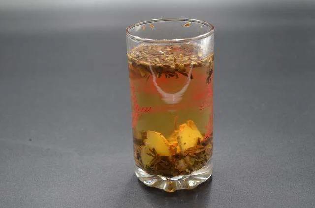姜和茶葉的作用與功效姜米茶能用紅茶做嗎