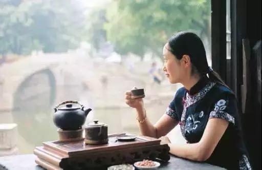 茶加鹽的功效作用與禁忌化瘀茶該怎么做